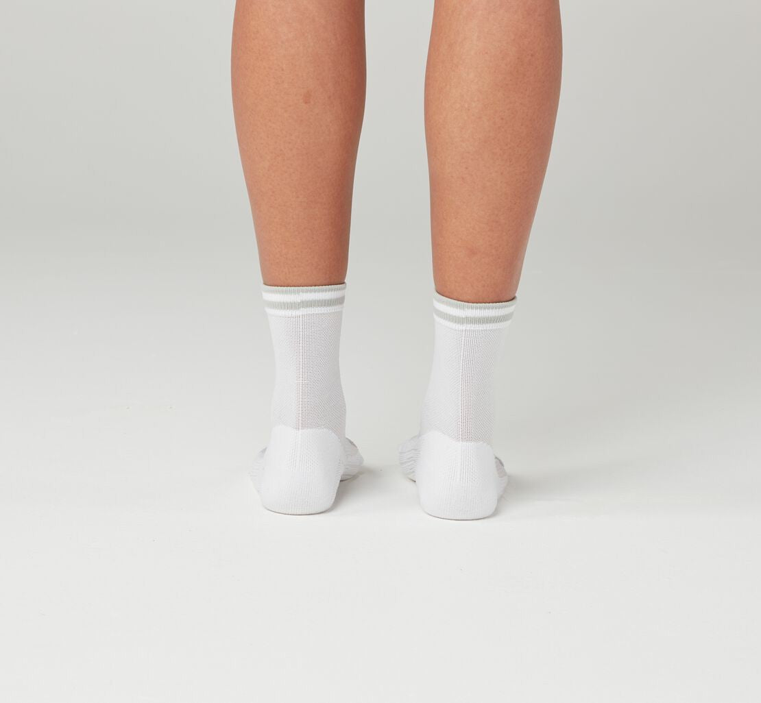 All Gender Performance Crew Sock White